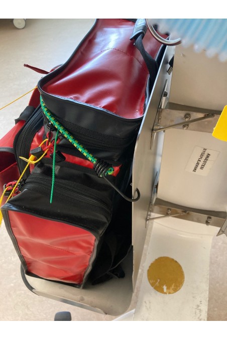 Soporte para maletín de emergencias en acero inoxidable JB 430-502-552 by JB Medico