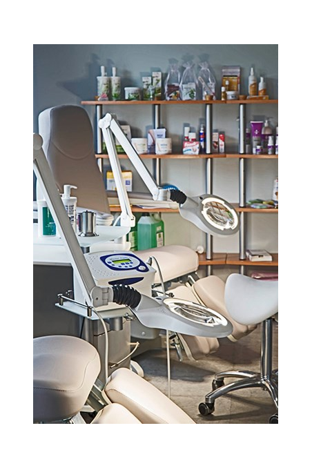 Circus LED luplampe, T100 Wh 600 940 5D CLA EU, CIL026695 af JB Medico