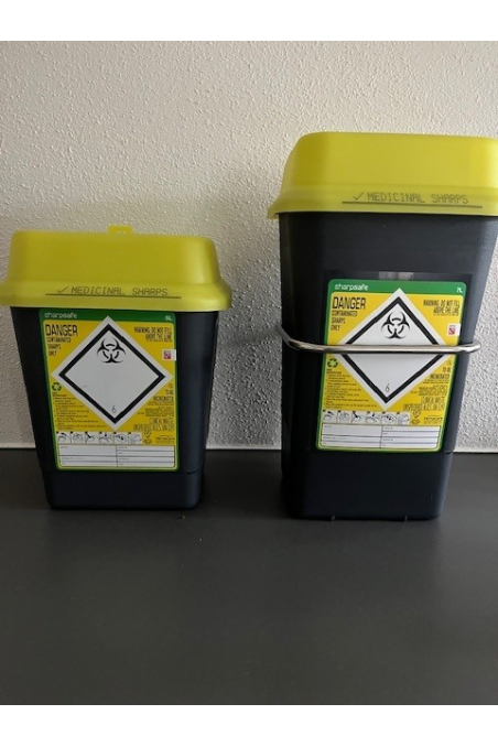 Soporte cuadrado 143X176 mm para contenedor punzocortante, acero inoxidable, JB 165-00-00 by JB Medico