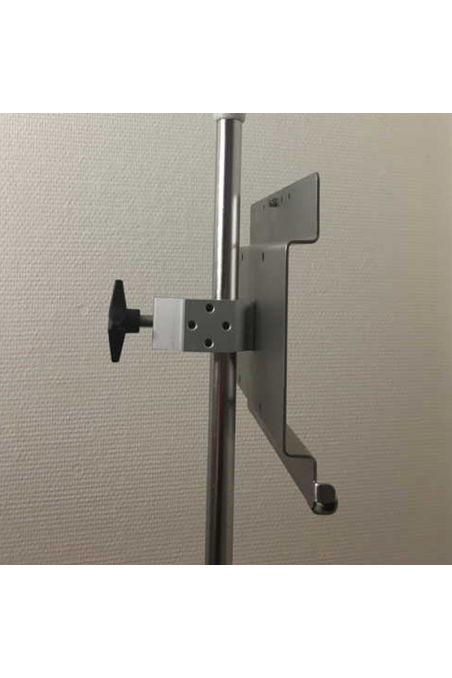 Soporte para iPad / tableta con pinza universal – para portasueros y columnas. JB 248-19-158 por JB Medico